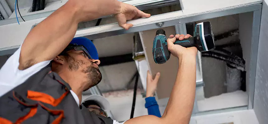 Our Retail Store Duct Cleaning Services in Fountainebleau, FL
